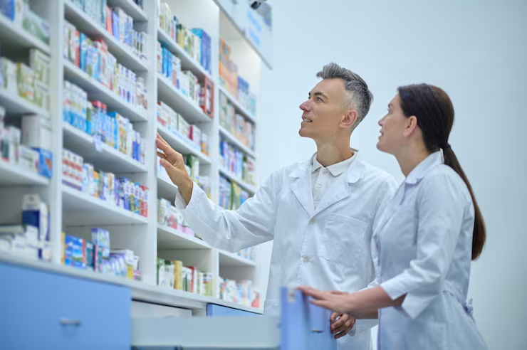 imgi 7 inventario dos farmaceuticos batas laboratorio proceso inventario farmacia 259150 57974 (1)